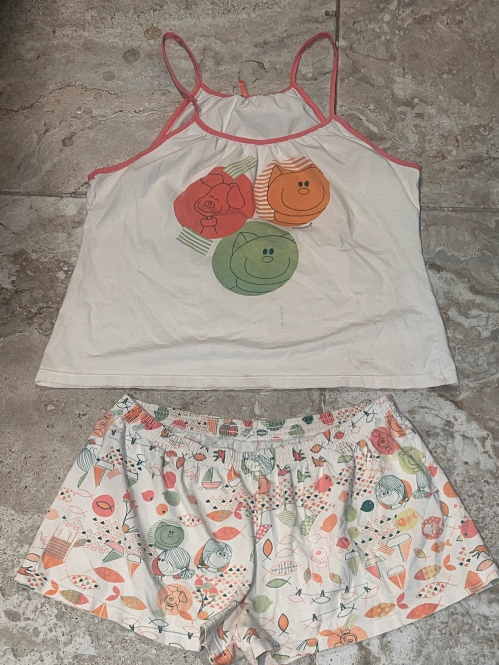 Rare Find! VINTAGE Cream Cami Tank & Printed Shorts, Pajama, Loungewear Set (M) - Picture 7 of 8